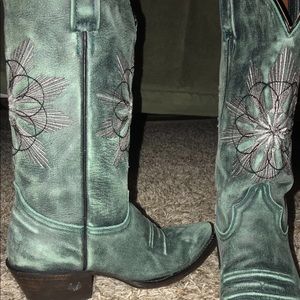 eight second angel cowgirl boots